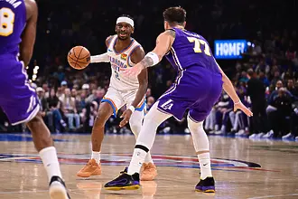 Оклахома Сити Тъндър отчая Лос Анджелис Лейкърс (ВИДЕО)
