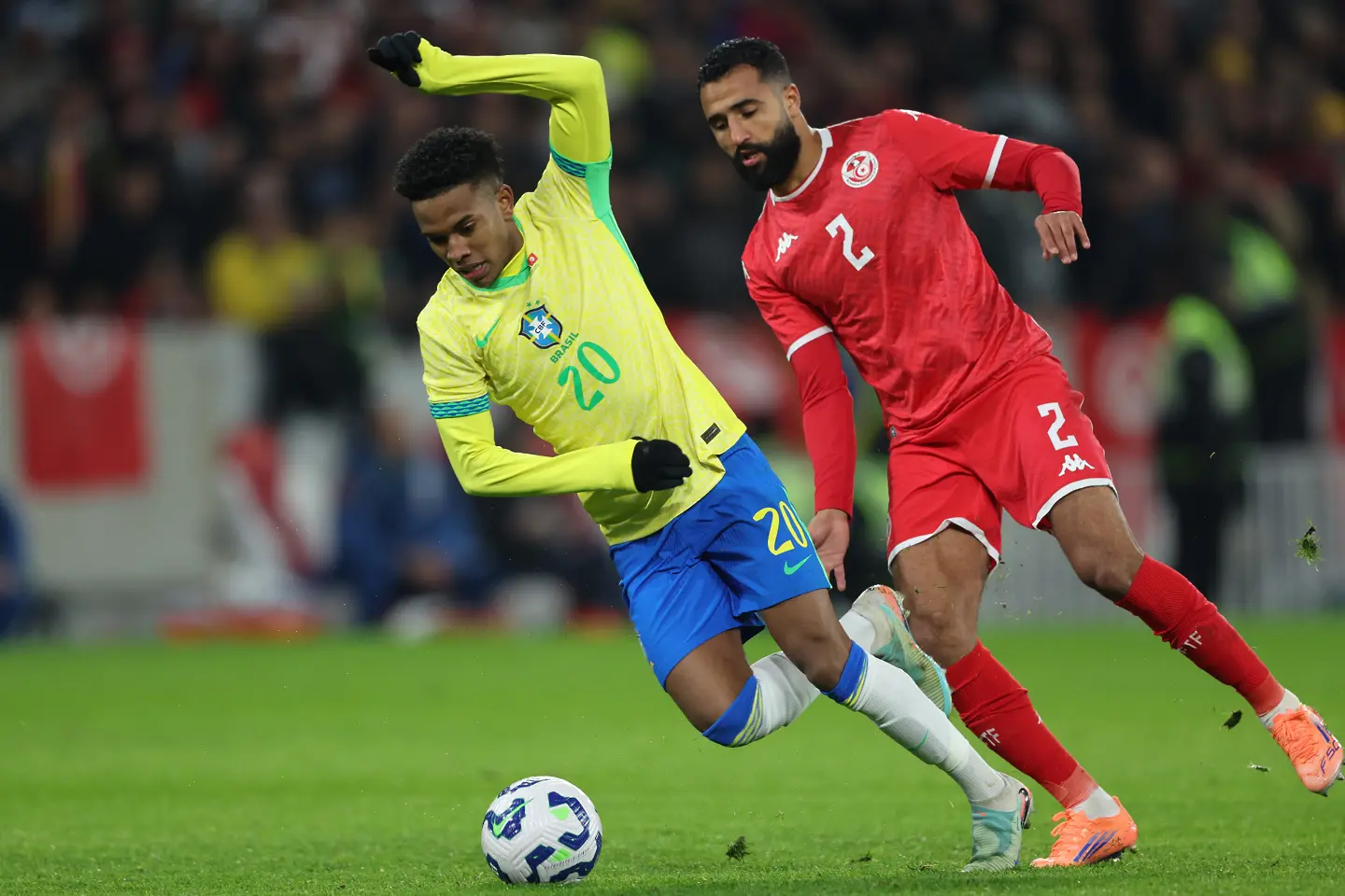 Естевао, Али Абди, Бразилия - Тунис / Getty Images