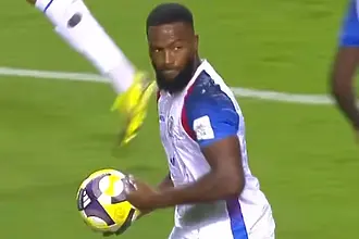 Чутовен провал на Хондурас остави бивш таран на ЦСКА в играта за Мондиала