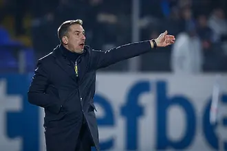 Хулио Веласкес раздаде куп автографи след успеха на „Огоста“ (ВИДЕО)