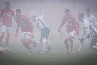 ЦСКА 1948 излезе победител в мъглата и задълбочи кризата в Берое 