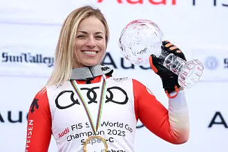 Една от най-добрите скиорки в света с жестоко падане - Олимпиадата e под въпрос