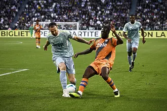 Кризата с контузиите в защитата на Ювентус продължава