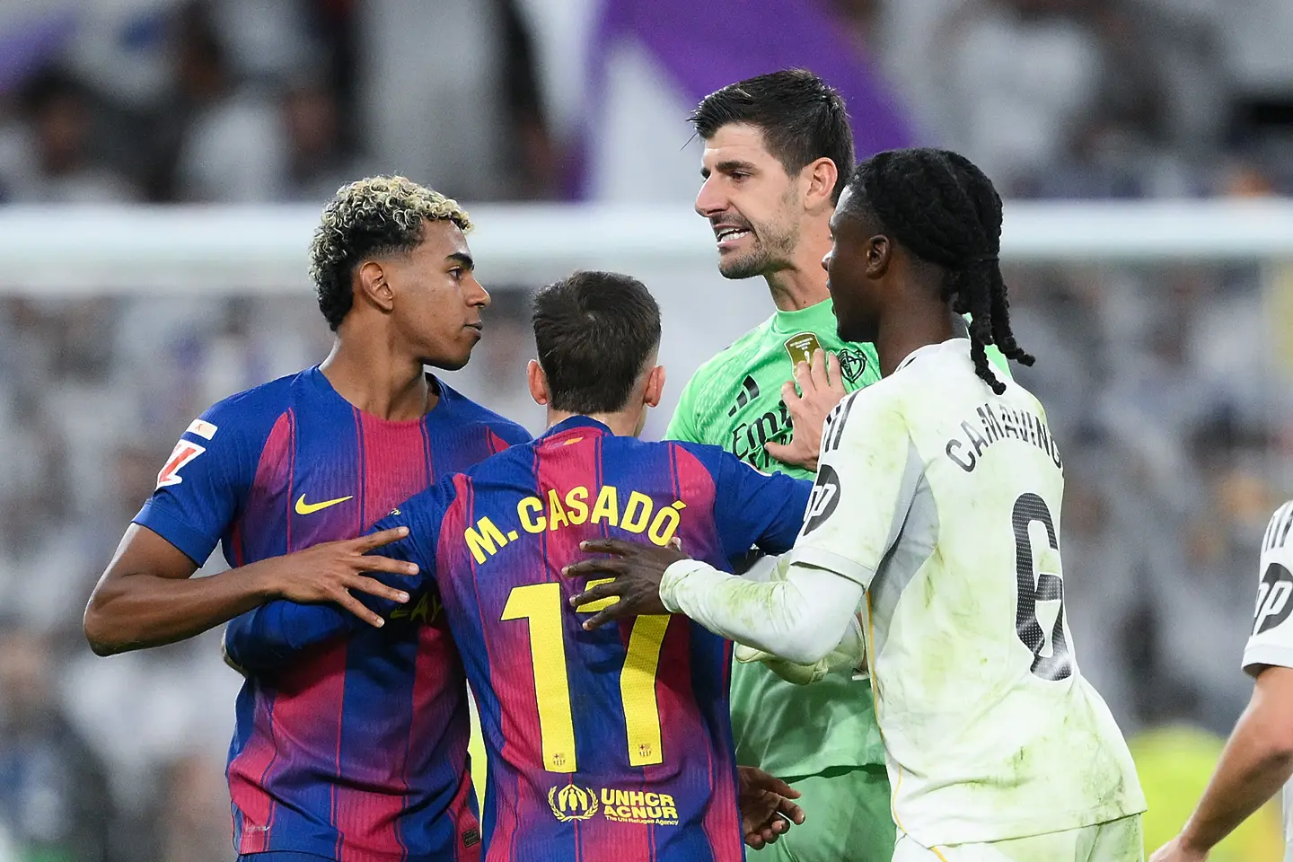 Ламин Ямал, Марк Касадо, Тибо Куртоа, Едуардо Камавинга, Ел Класико: Реал Мадрид - Барселона / Getty Images