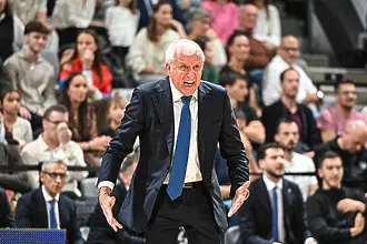 Белград се тресе: Желко, остани! (ВИДЕО)