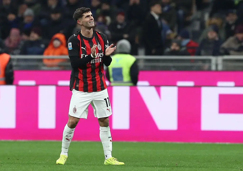 Голмайсторът на Милан виси за мача с Лацио