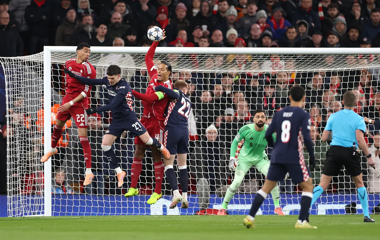 Ливърпул - ПСВ Айндховен / Getty Images