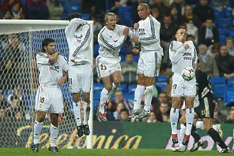  В низходяща тенденция: защо има по-малко голове от свободни удари?