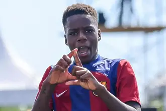 11-годишен голмайстор на Барселона подписа договор със световен гигант