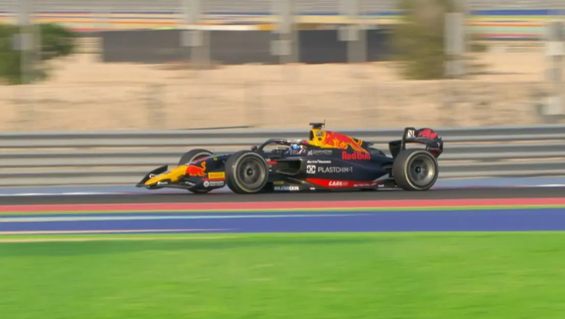 Никола Цолов / x.com/Formula2