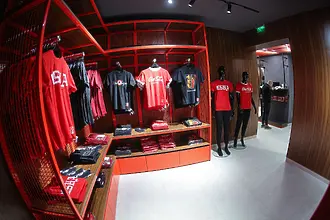 Новият магазин на ЦСКА през погледа на Dsport (ВИДЕО)