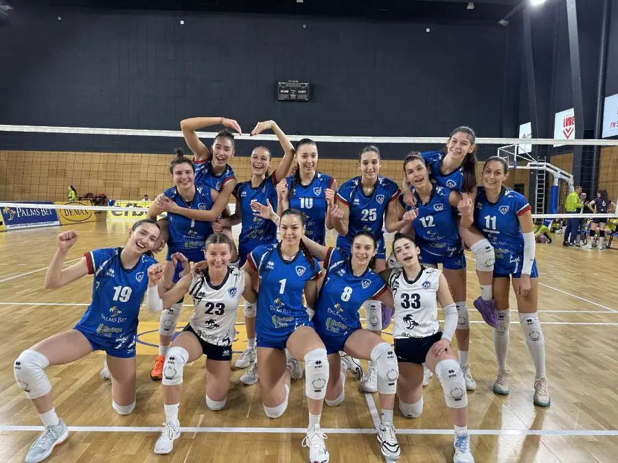 Женският волейболен отбор на Левски / levskivc.bg