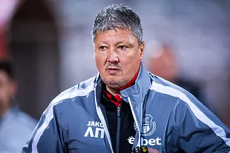 Любослав Пенев е с рак на бъбрека