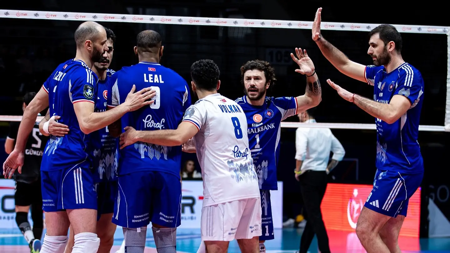 Халкбанк / www.facebook.com/halkbanksk