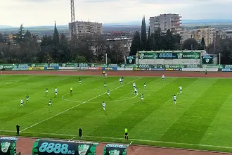 Край на лошите серии за Берое и Септември, куп пропуски белязаха равенство в Стара Загора