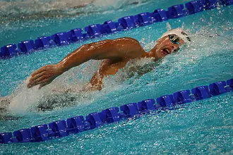 Петър Мицин подобри национален рекорд в малък басейн