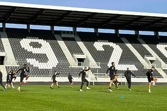 Двама се завръщат за Локомотив Пловдив, „черно-белите“ без Лами срещу ЦСКА