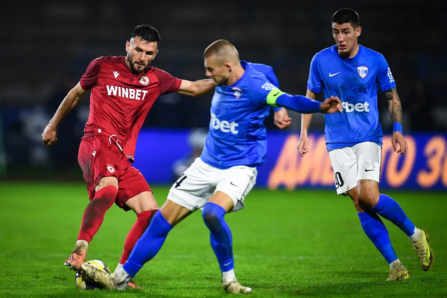 Лумбард Делова срещу Ангел Грънчов / startphoto.bg 