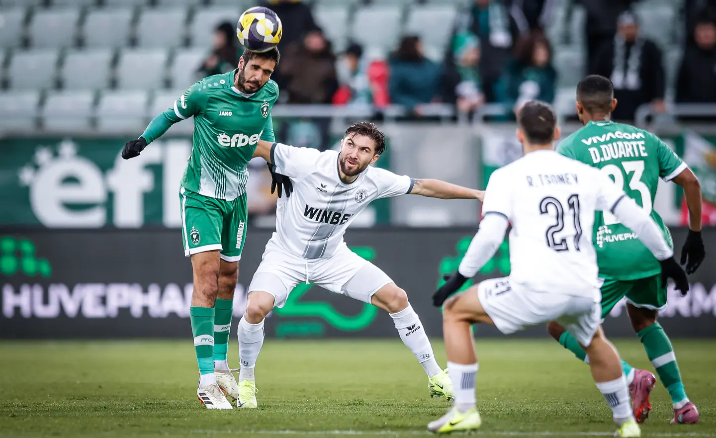 Диниш Алмейда, Мартин Петков / startphoto.bg