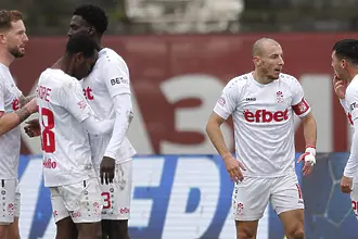 ЦСКА 1948 развинти Септември с центрирания и приближи Левски