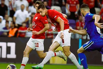 Анди Краев вкара, Апоел би