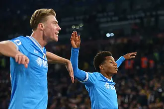 Наполи превзе „Олимпико“ в Дерби дел Соле