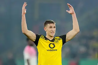 Ливърпул се отказа от защитник на Дортмунд, Барселона става фаворит