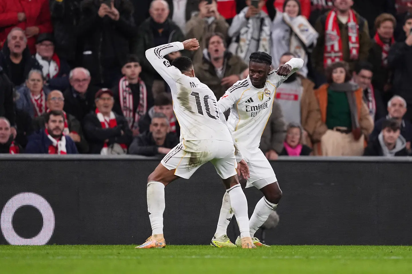 Килиан Мбапе, Едуардо Камавинга / Getty Images