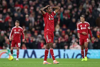 Провалите на „Анфийлд“ започват да стават рутина за Ливърпул 