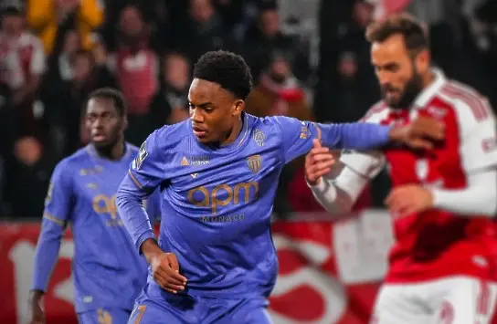 Брест излъга Монако с човек по-малко