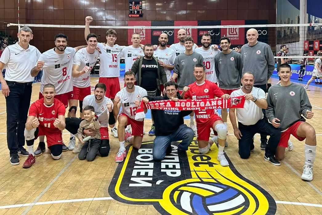 ЦСКА нанесе първо поражение на Нефтохимик във волейболното първенство