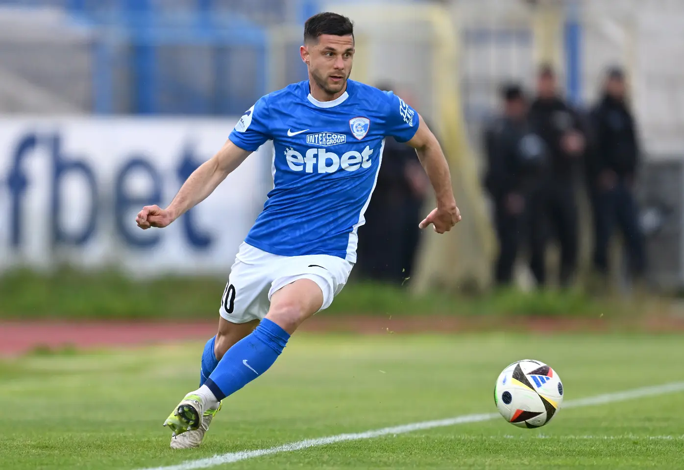 Деян Лозев / startphoto.bg