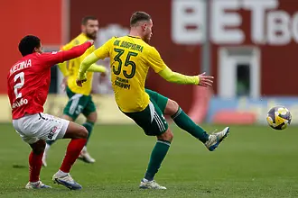 Добруджа изпусна ЦСКА 1948 в Бистрица, „червените“ пропуснаха възможността да доближат Левски