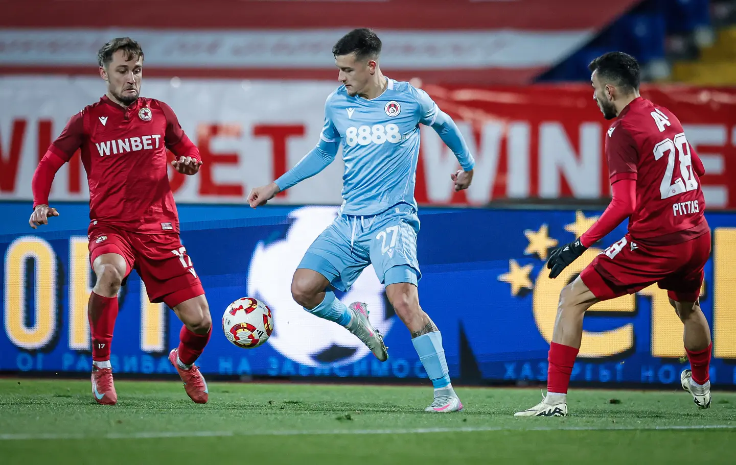 Анхело Мартино, Патрик-Габриел Галчев, Йоанис Питас / startphoto.bg