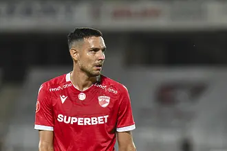 Жоро Миланов и Динамо Букурещ излязоха втори след разгром над последния