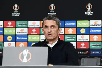 Луческу: Очаквам интересен сблъсък с Лудогорец, фокусът ни е изцяло върху този мач