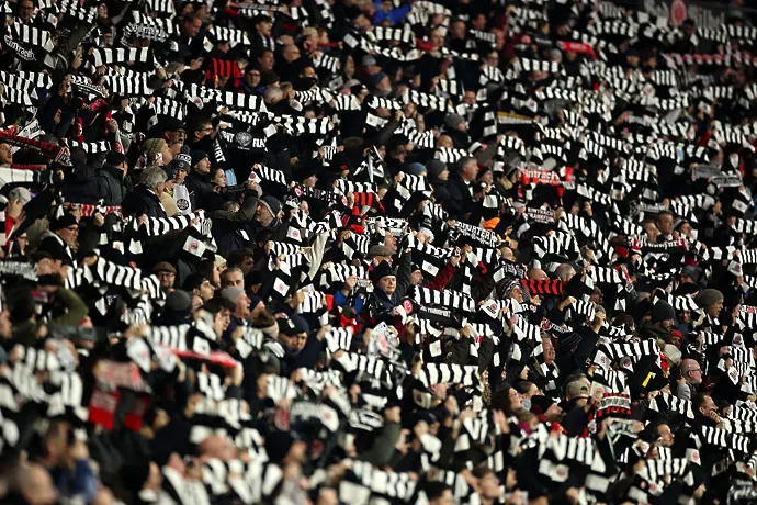 В Барселона очакват поне 1000 фенове на Айнтрахт без билети