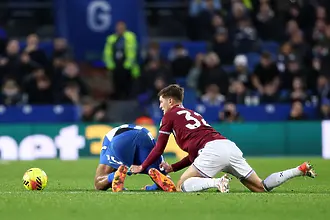 „Чайките“ измъкнаха точка от „чуковете“ в добавеното време