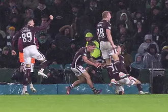 Хартс изненада Селтик в дербито на върха в Шотландия