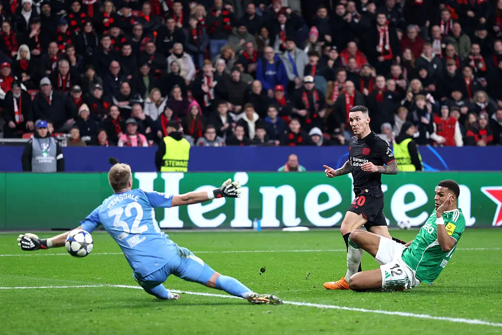 Алехандро Грималдо вкарва на Нюкасъл / Getty Images 