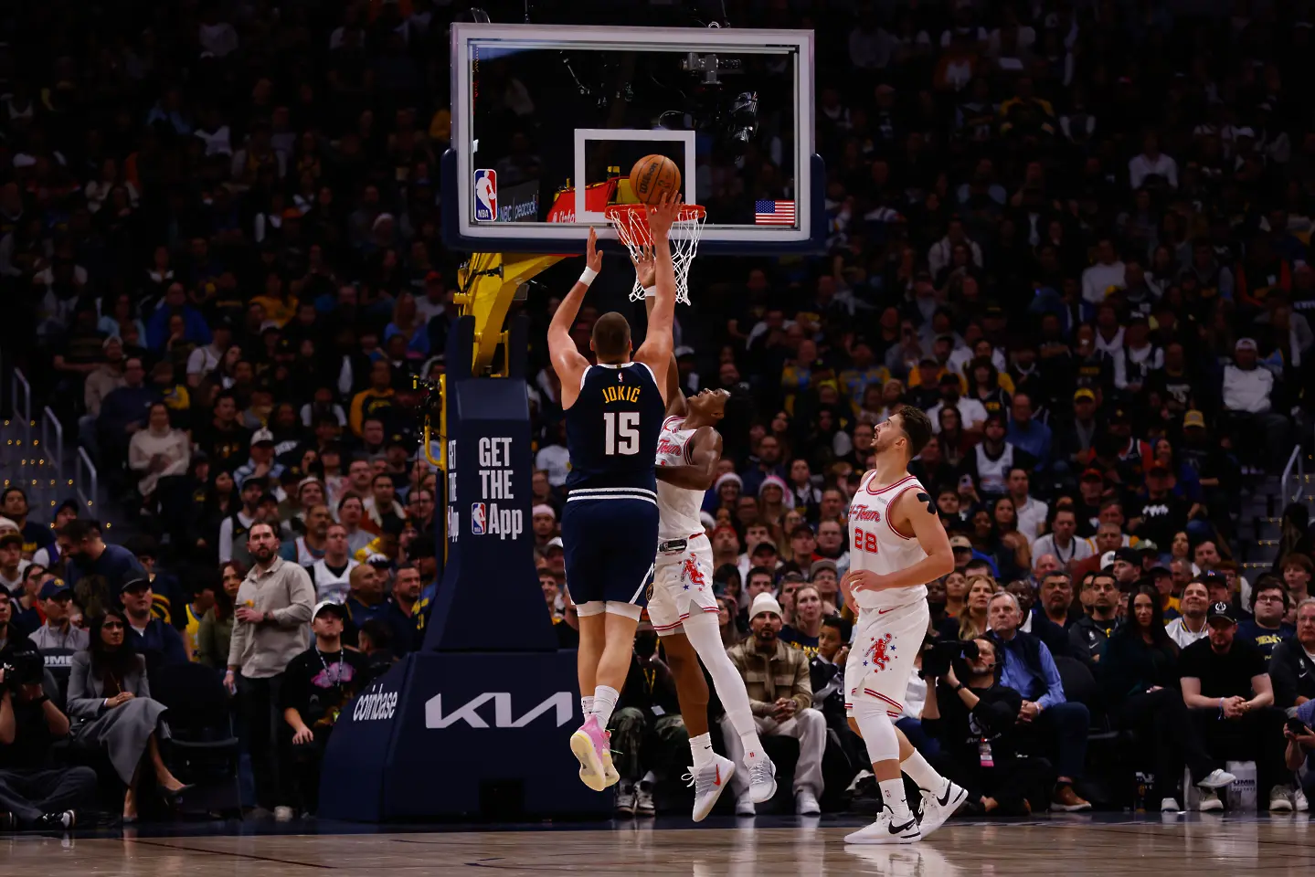 Никола Йокич / Getty Images