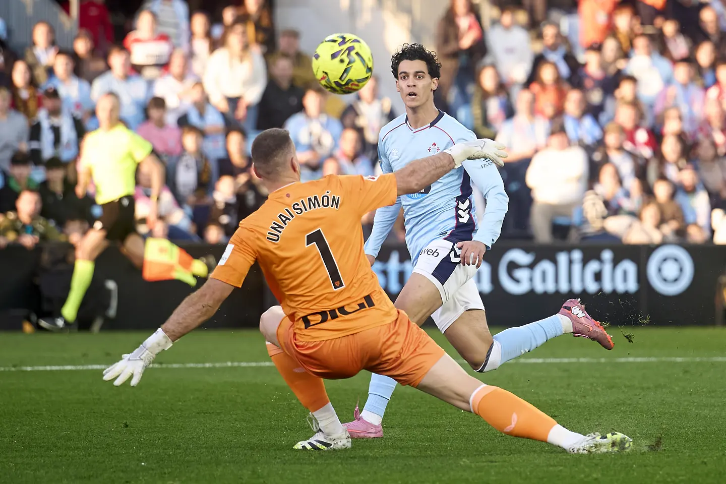 Жонес Ел-Абделауи, Унай Симон / Getty Images