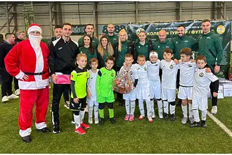 Български съдии изненадаха деца с коледни подаръци