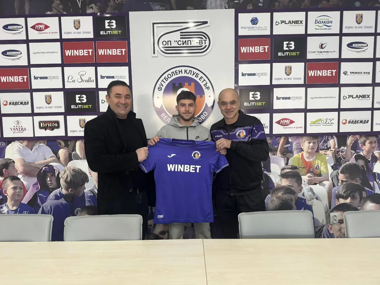 Стефан Трайков / www.facebook.com/etarvt