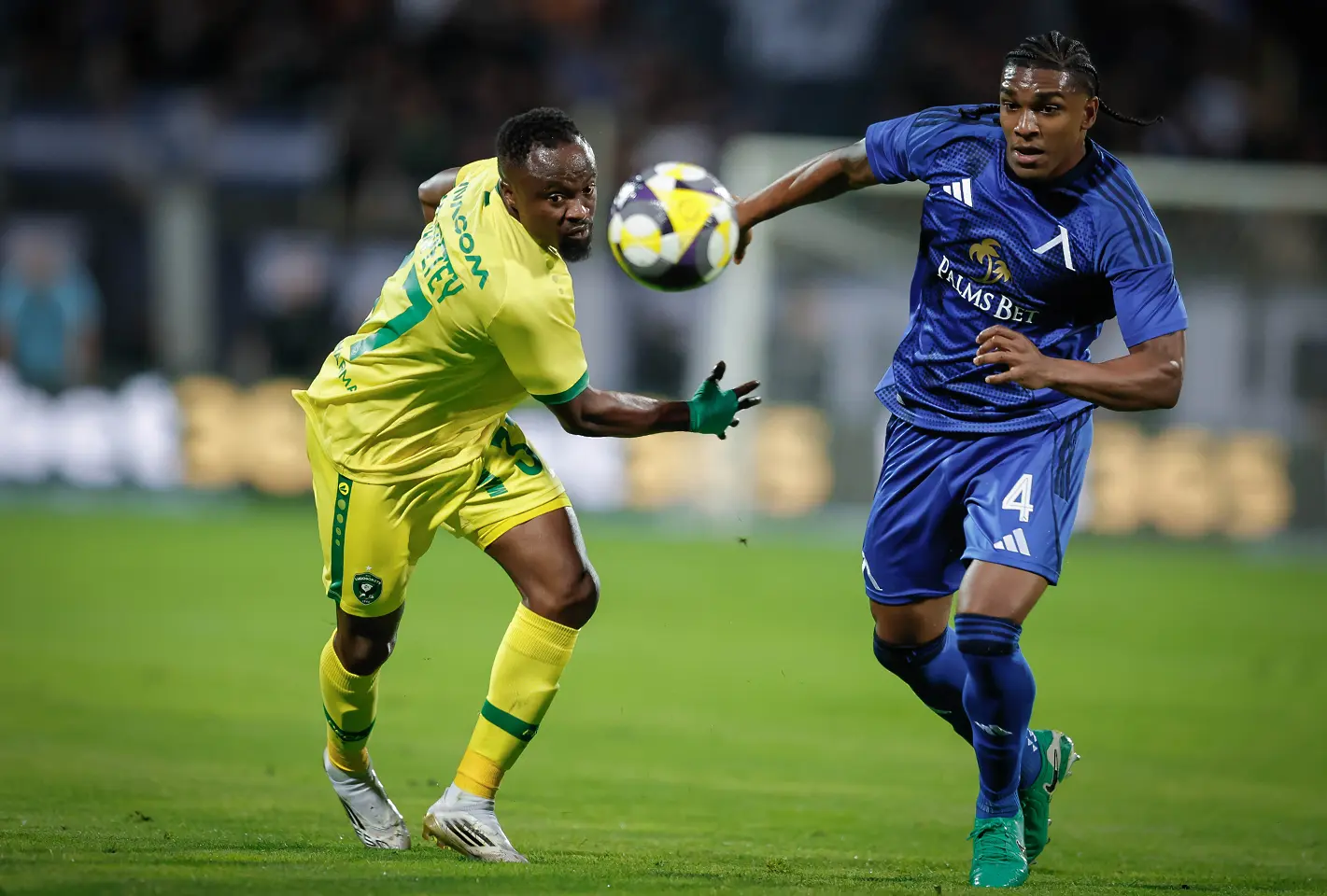 Бърнард Текпетей, Кристиан Макун / startphoto.bg