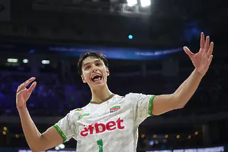 Мони Николов на шесто място в света