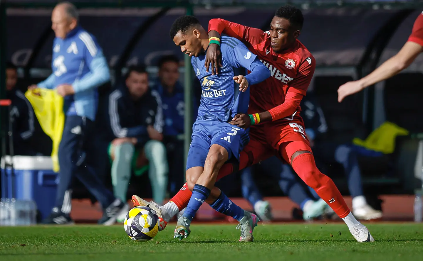 Майкон, Джеймс Ето'о / startphoto.bg