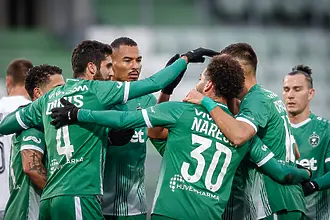 Магия, топлина, футболна топка – Коледа през очите на футболистите на Лудогорец (ВИДЕО) 