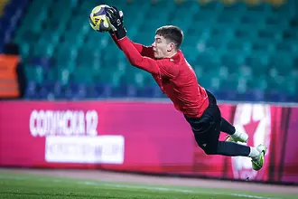 Вратарят на ЦСКА се сгоди в Париж