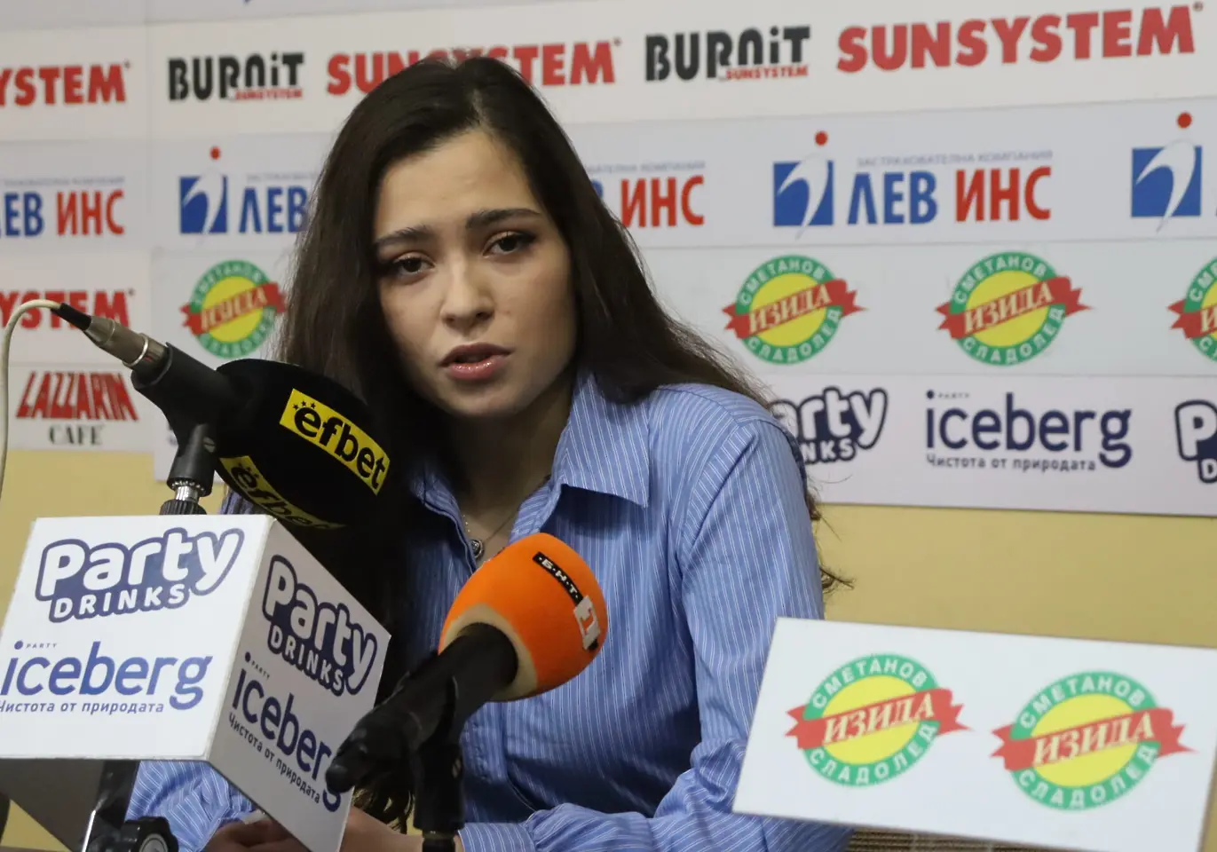 Белослава Кръстева / Пресклуб България